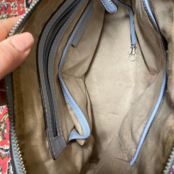 Purse - Picture 3 of 7